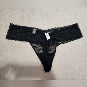 NWT Torrid Black Lace Thong panties sz 4